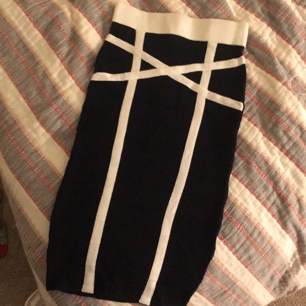 Bodycon pencil skirt